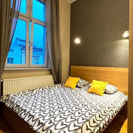 Homely Studio Krasków Εξωτερικό φωτογραφία